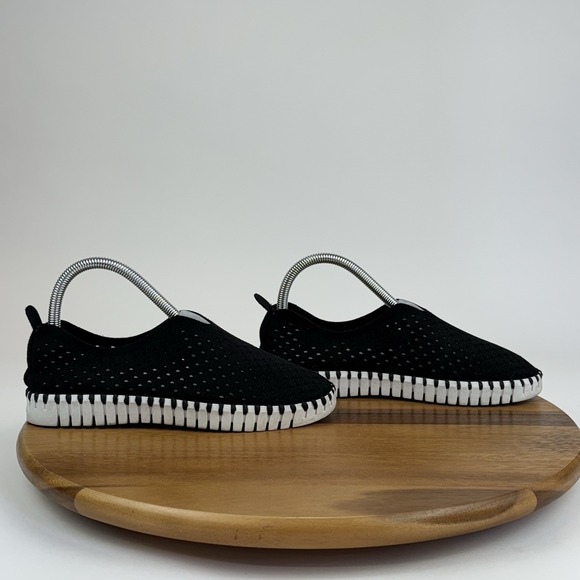 Womens Ilse Jacobsen Tulip Laser Cut Perforated Black‎ Leather Sneakers Size 36 - Picture 1 of 8